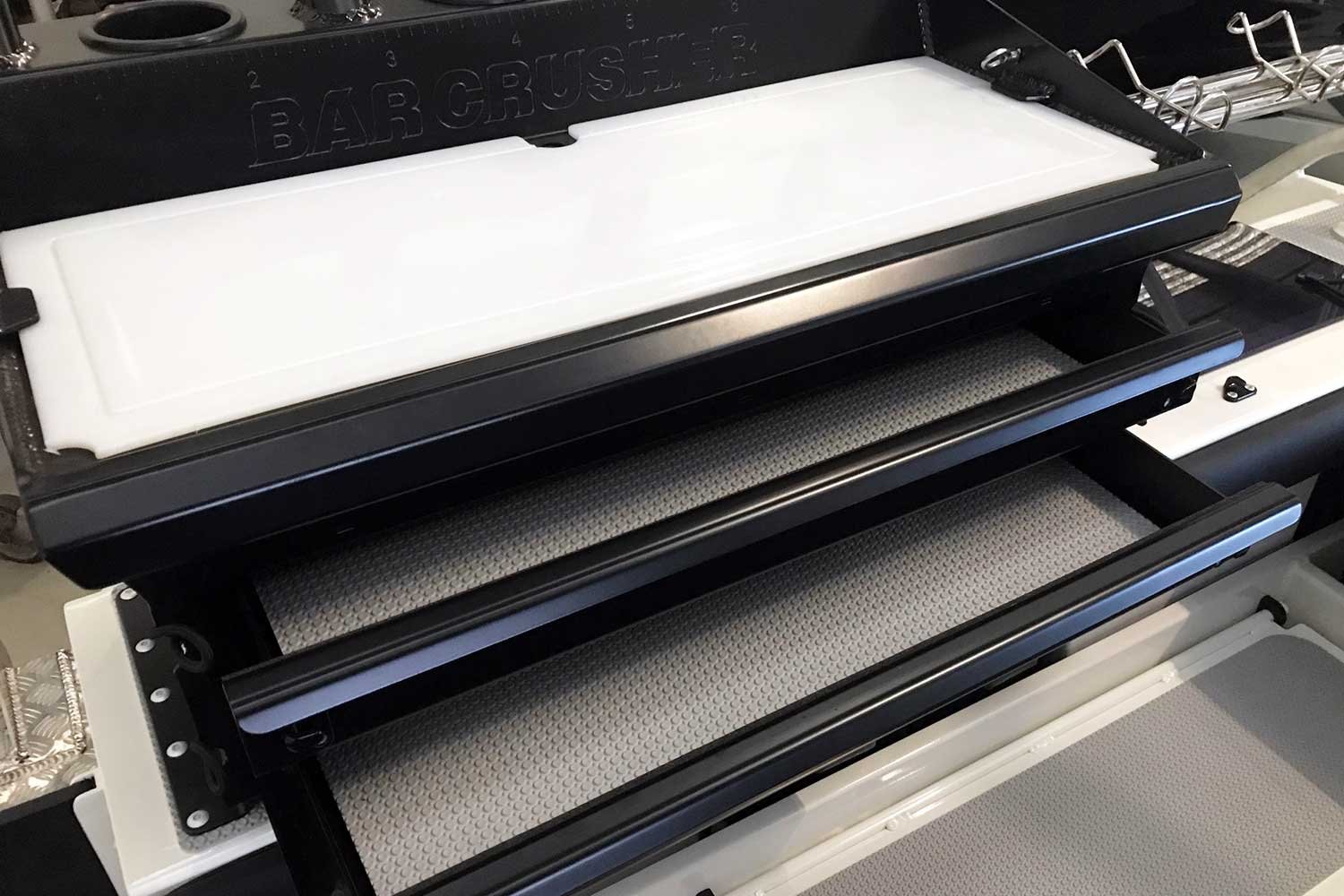 bar-crusher-two-drawer-baitboards-5-web
