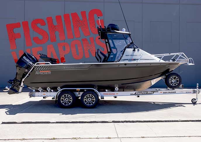 boat-builder-bar-crusher-raider-670-RAIDERCPAINT