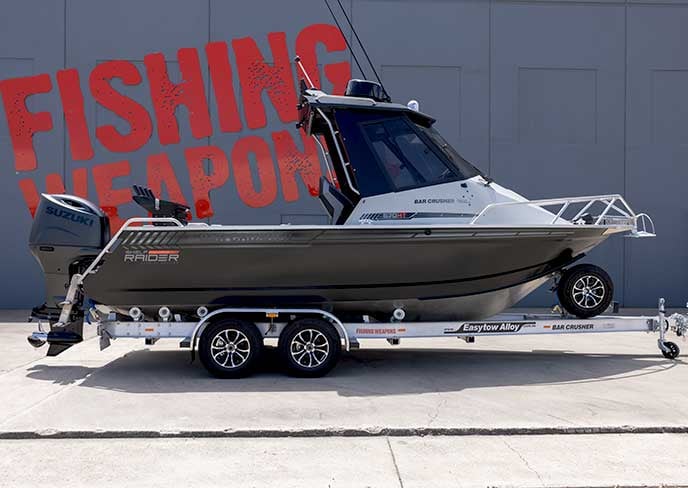 boat-builder-bar-crusher-raider-670-RAIDERHTPAINT