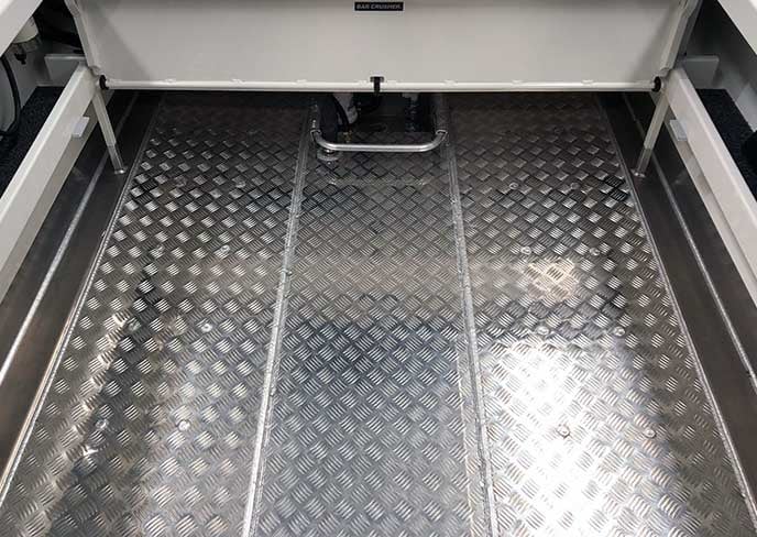 boat-builder-bar-crusher-RIGIDECK-update-1