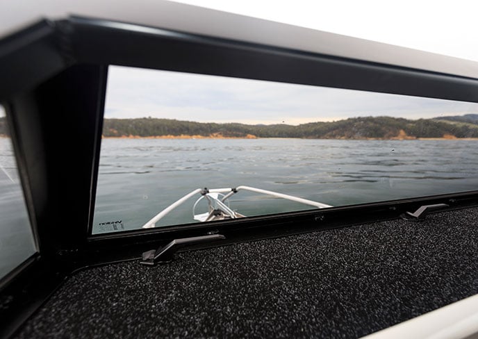 boat-builder-bar-crusher-folding-windscreen-WINDSCREENFOLD-1
