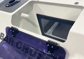 boat-builder-bar-crusher-live-bait-tank-LIVEBAIT-2