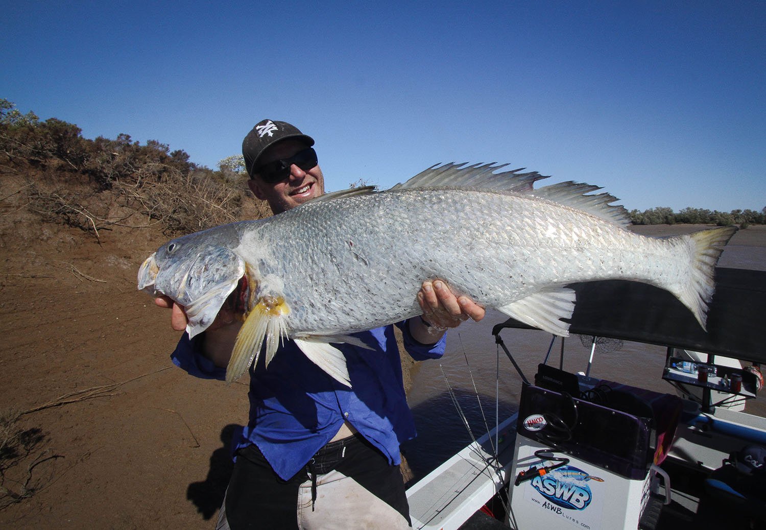 fishing-bar-crusher-brad-bell-dec-2014-2-plate-aluminium-fishing-boat-7