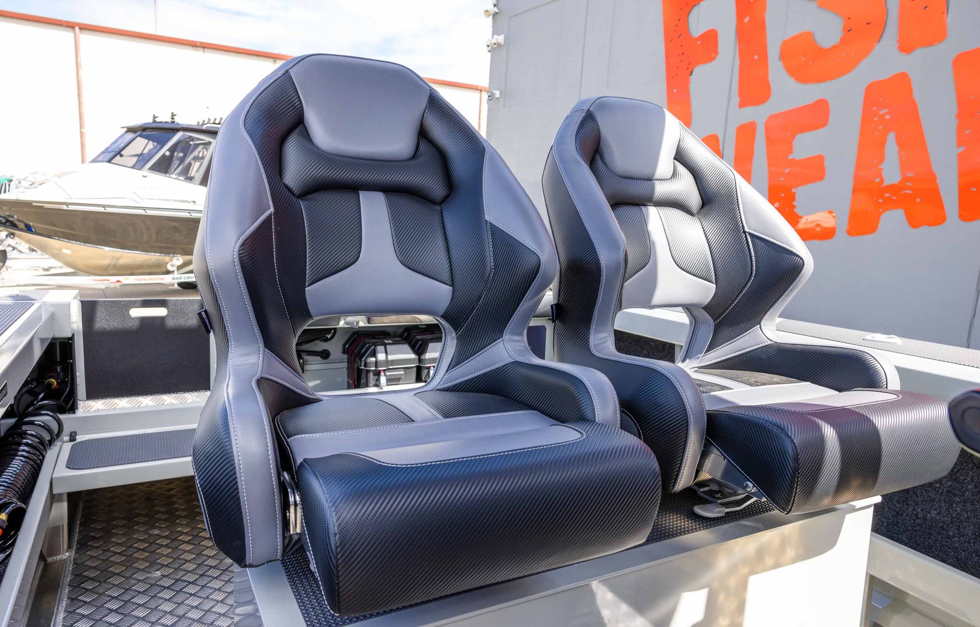 Bar_Crusher_Reef_Raider_670XT-07
