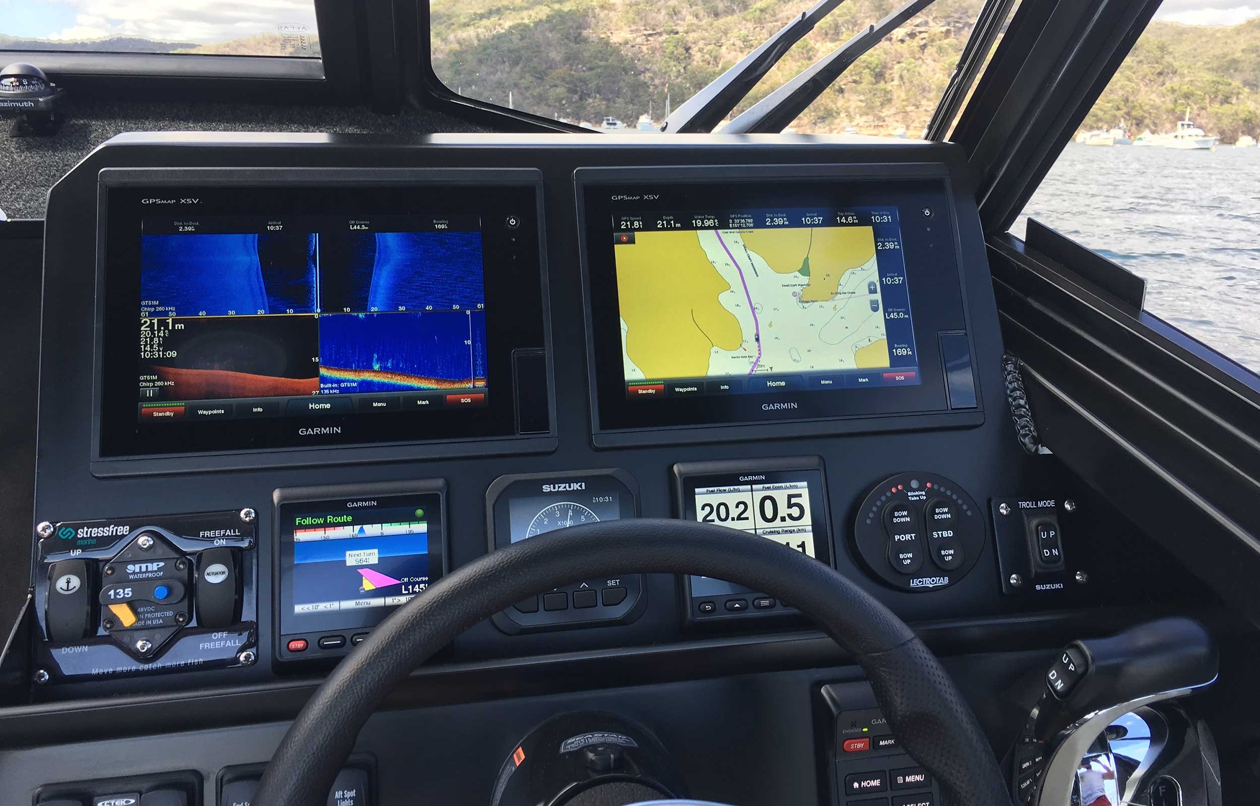 Bar Crusher 670HT dash