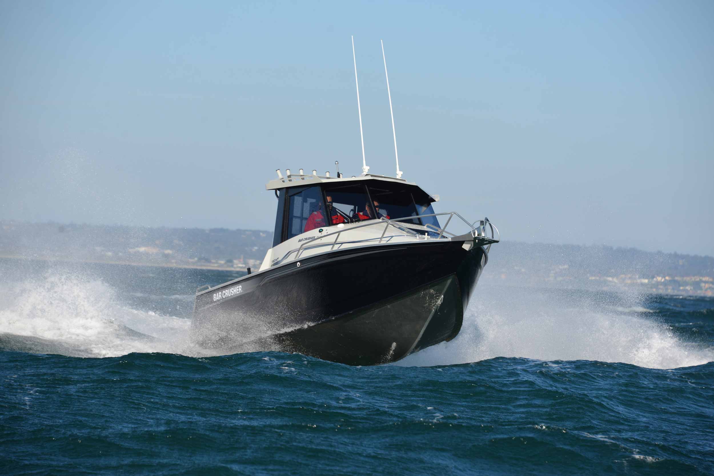 models-bar-crusher-780htp-3-plate-aluminium-fishing-boat