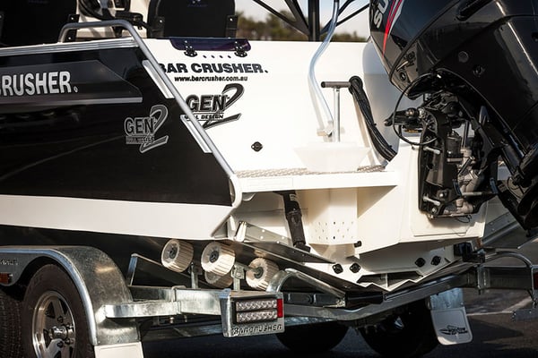 news-bar-crusher-gen2-evolution-in-plate-aluminium-boat-design-1