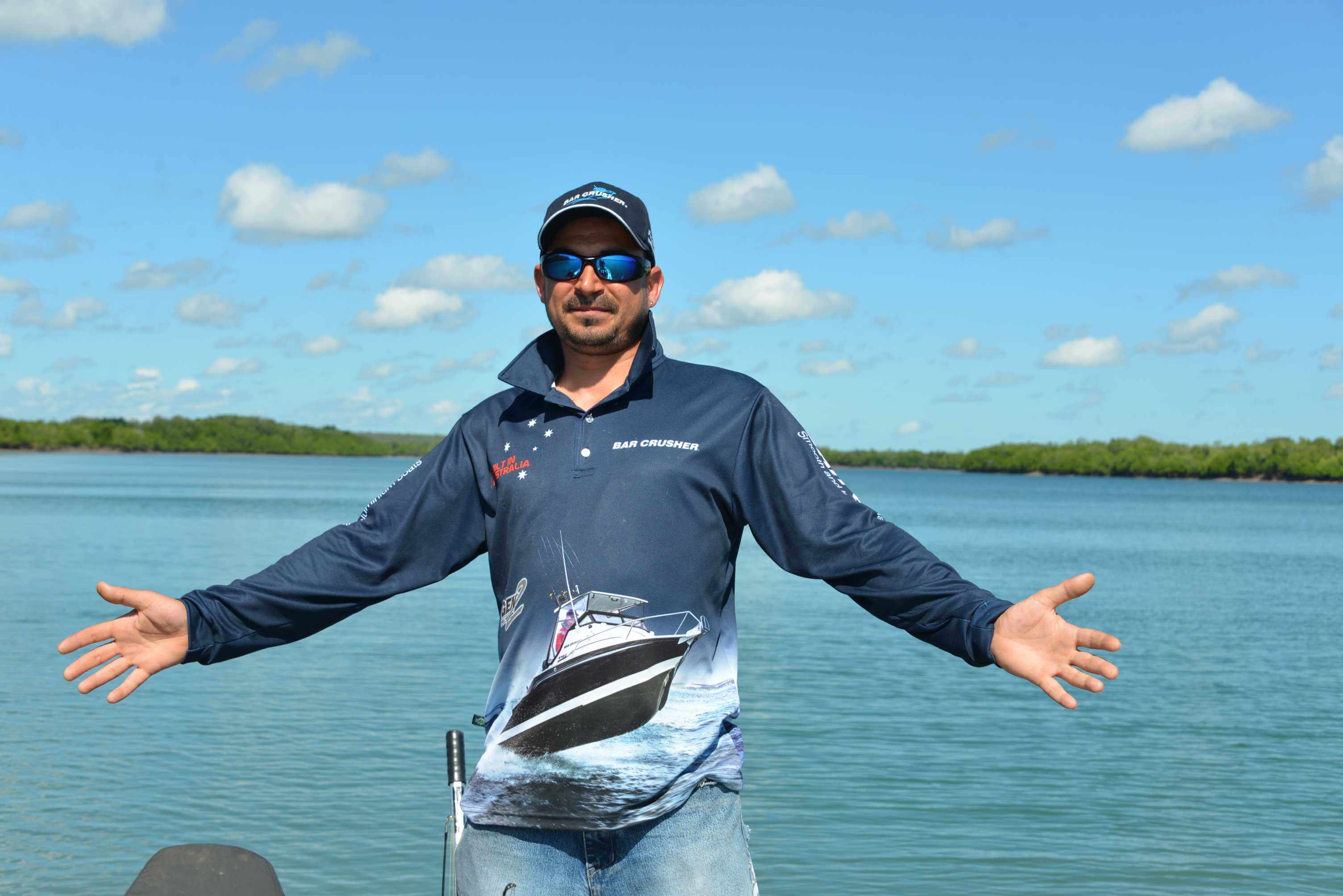 shop-bar-crusher-fishing-shirt-2