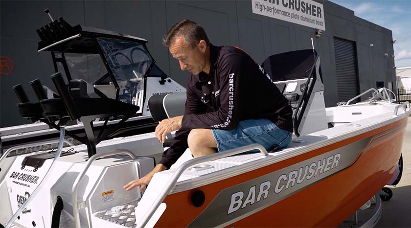 Video: Fuelling Up A Boat